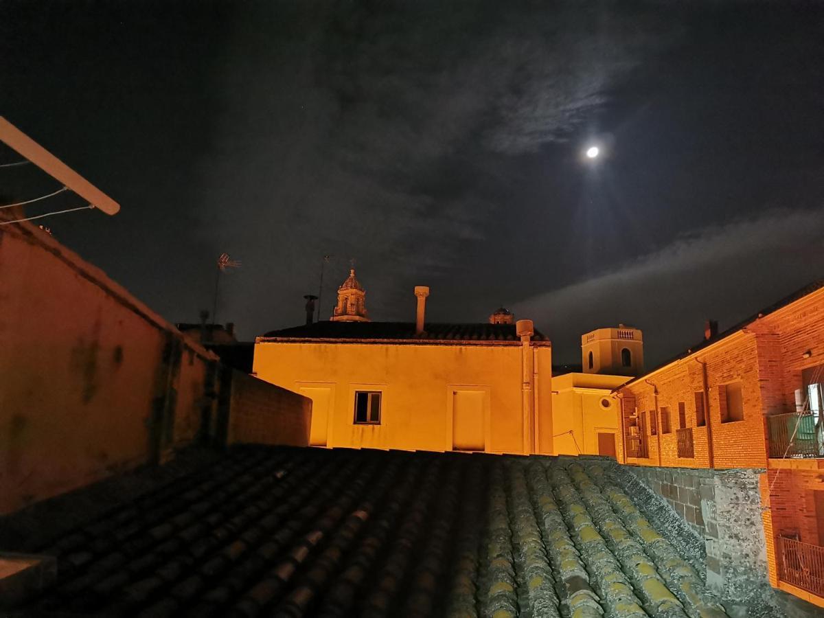 Apartment & Rooms Constantí Kültér fotó